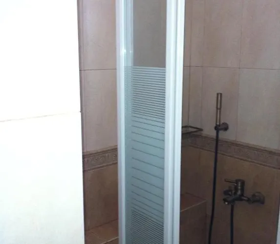 Gaia Serifos * Ramos